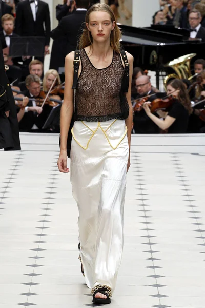 Look 2